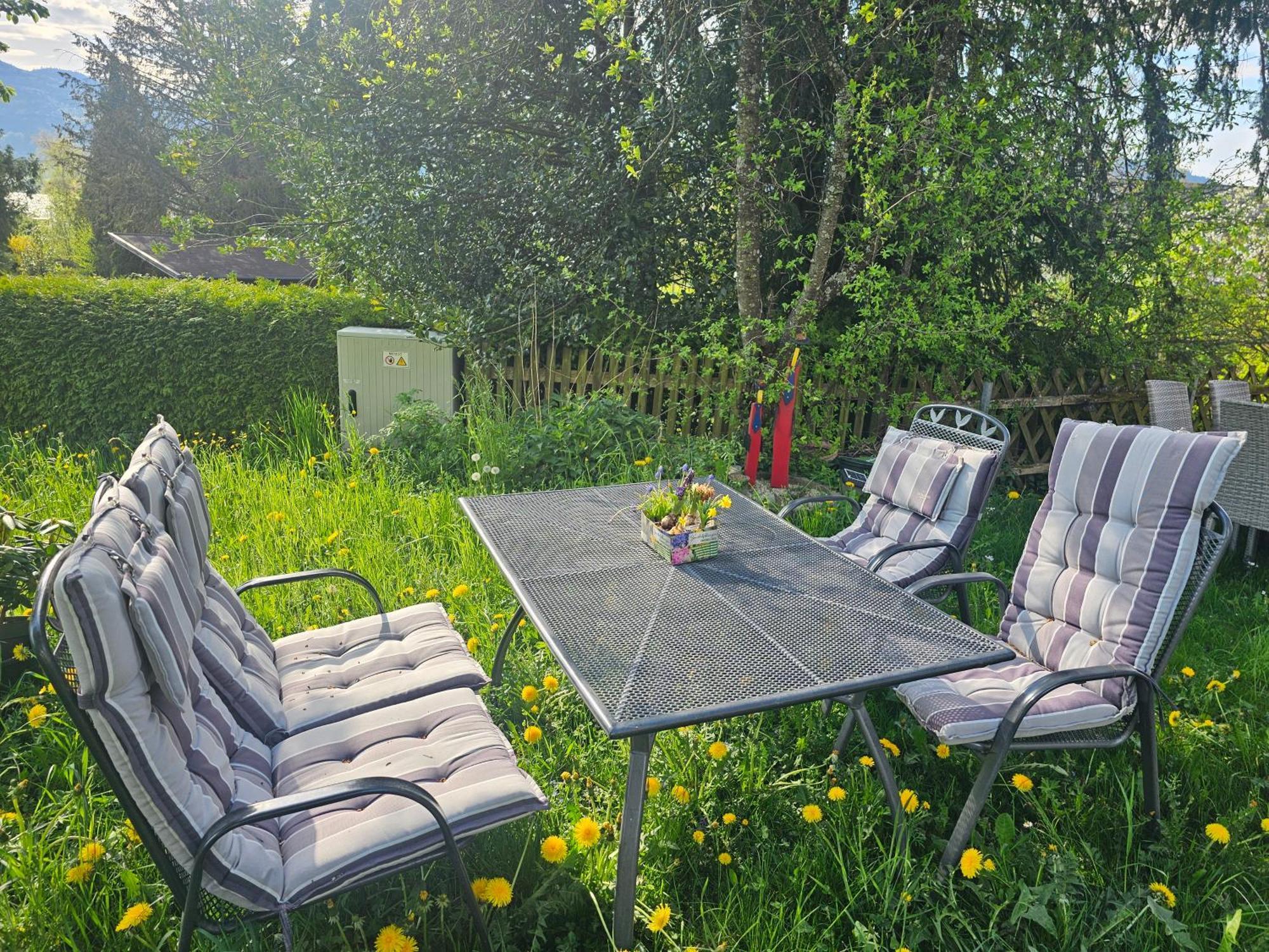 Ferienwohnung Attersee Щайнбах ам Атерзее Екстериор снимка